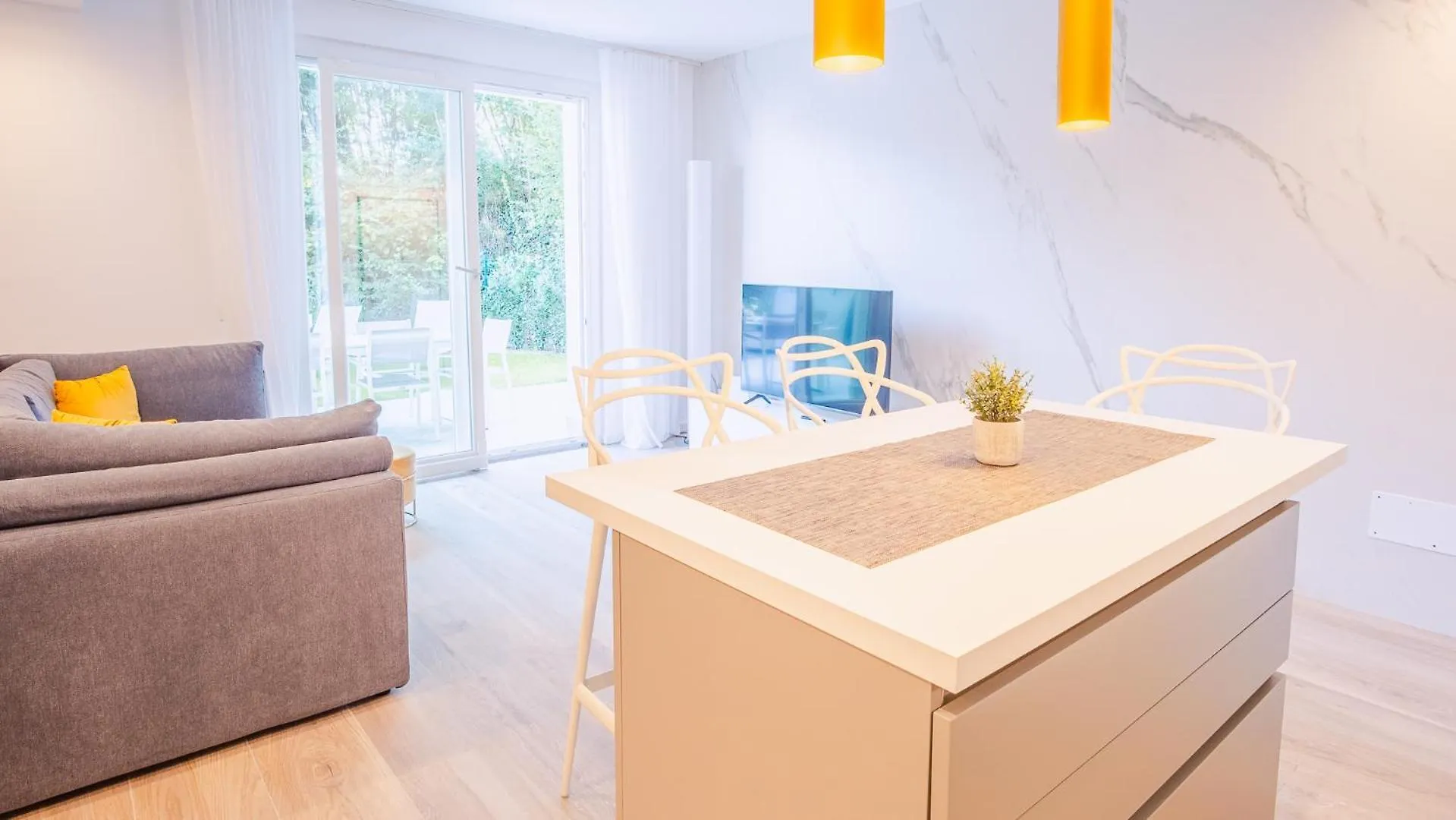 Garda Luxury Suite - Italian Homing Padenghe sul Garda 0*,  Italy